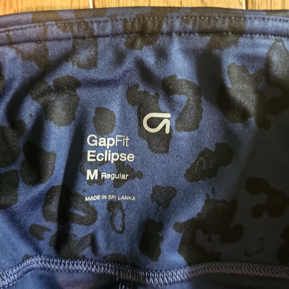 Gap Fit Eclipse sports bra (large) & 7/8 leggings (medium) NWOT - Picture 8 of 11